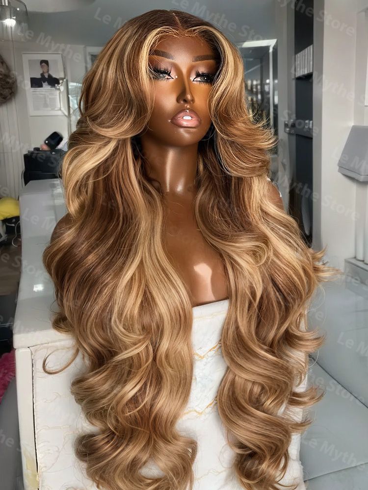 SOLARIA – 28” Honey Gold Body Wave Lace Front Wig