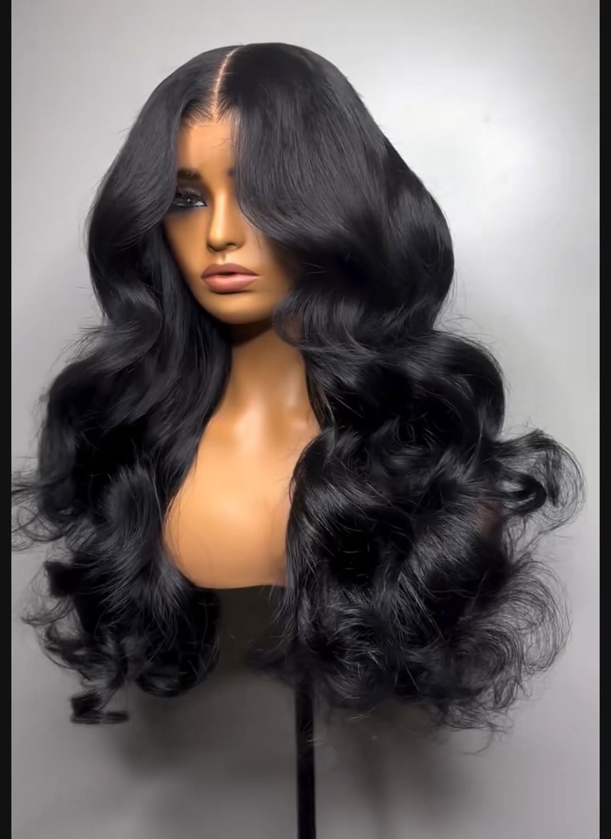 ONYX – 22” Body Wave Curtain Bang Lace Front Wig